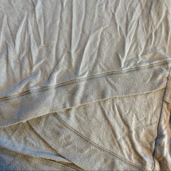 💚Athleta light blue cross front top - Picture 2 of 4